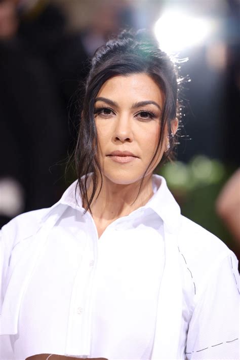 Kourtney Kardashian discusses autosexuality and being turned。